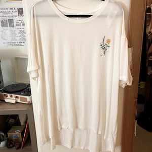 AE soft and sexy high-low tee